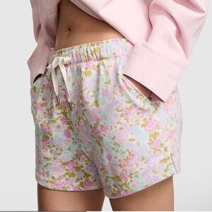 PINK Snow Heather Floral Lounge Shorts